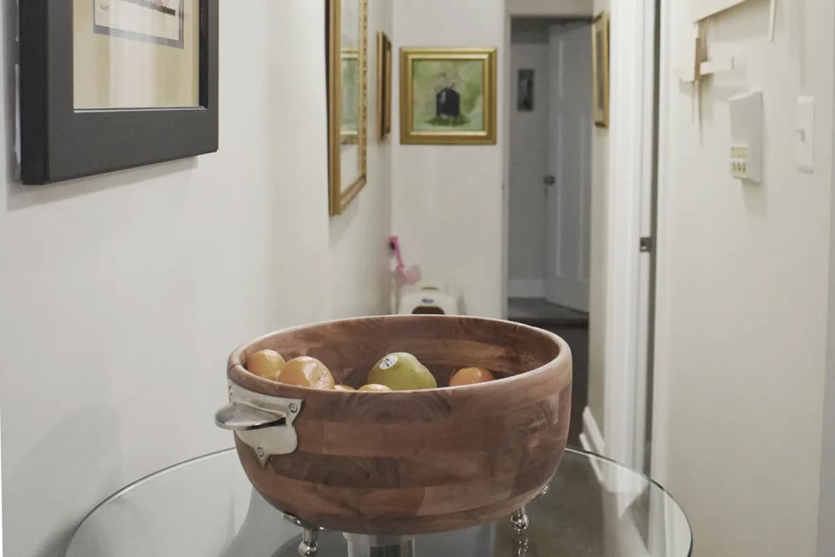 3815-23 N. Greenview Ave, Apt 2e — photo 5