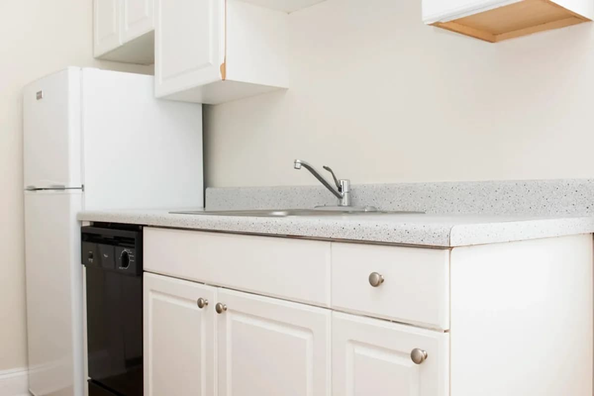3815-23 N. Greenview Ave, Apt 3817-5-3w — photo 2