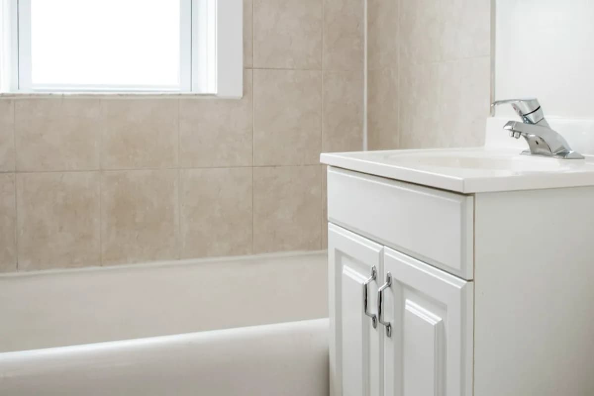 3815-23 N. Greenview Ave, Apt 3817-5-3w — photo 5