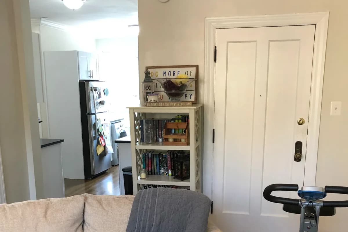 3815-23 N. Greenview Ave, Apt 2n — photo 4