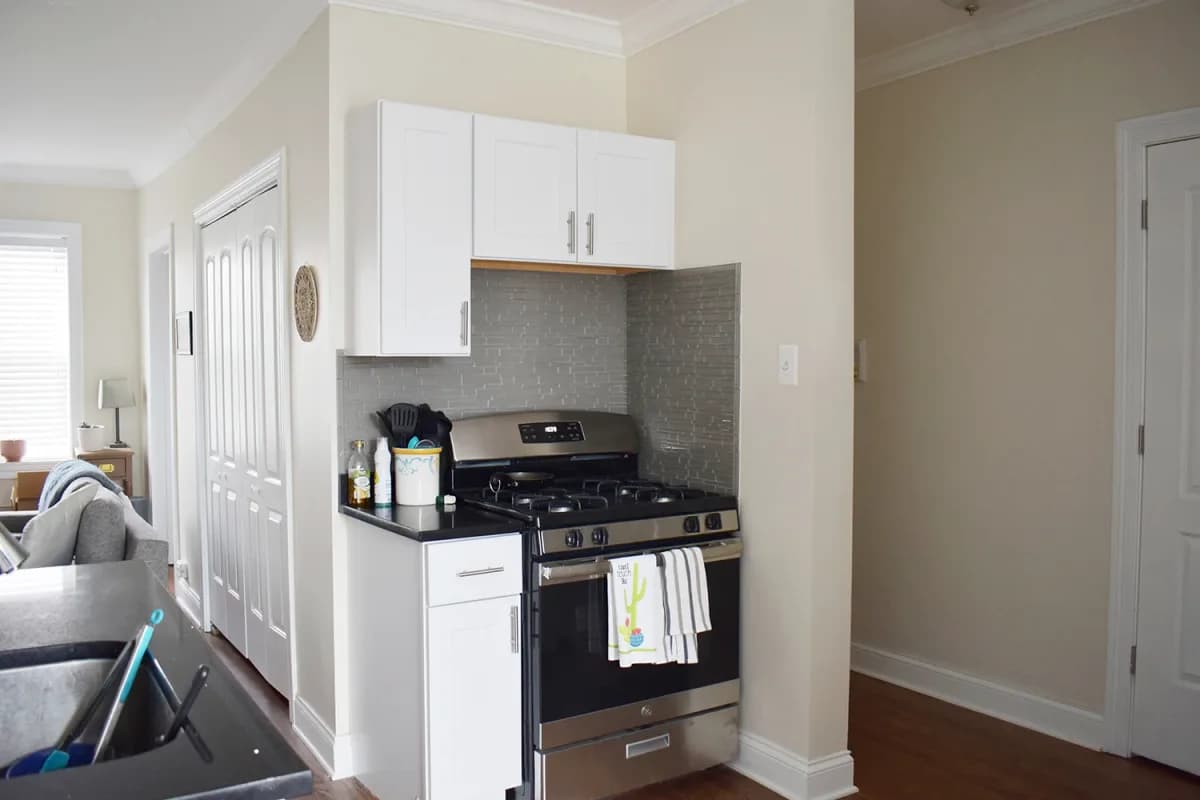 3815-23 N. Greenview Ave, Apt 3n — photo 2