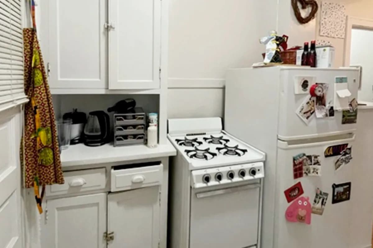 3815-23 N. Greenview Ave, Apt 3821-3W — photo 2