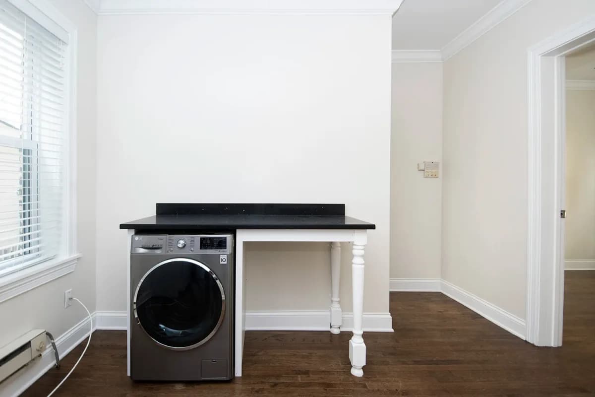 3815-23 N. Greenview Ave, Apt 1e — photo 4
