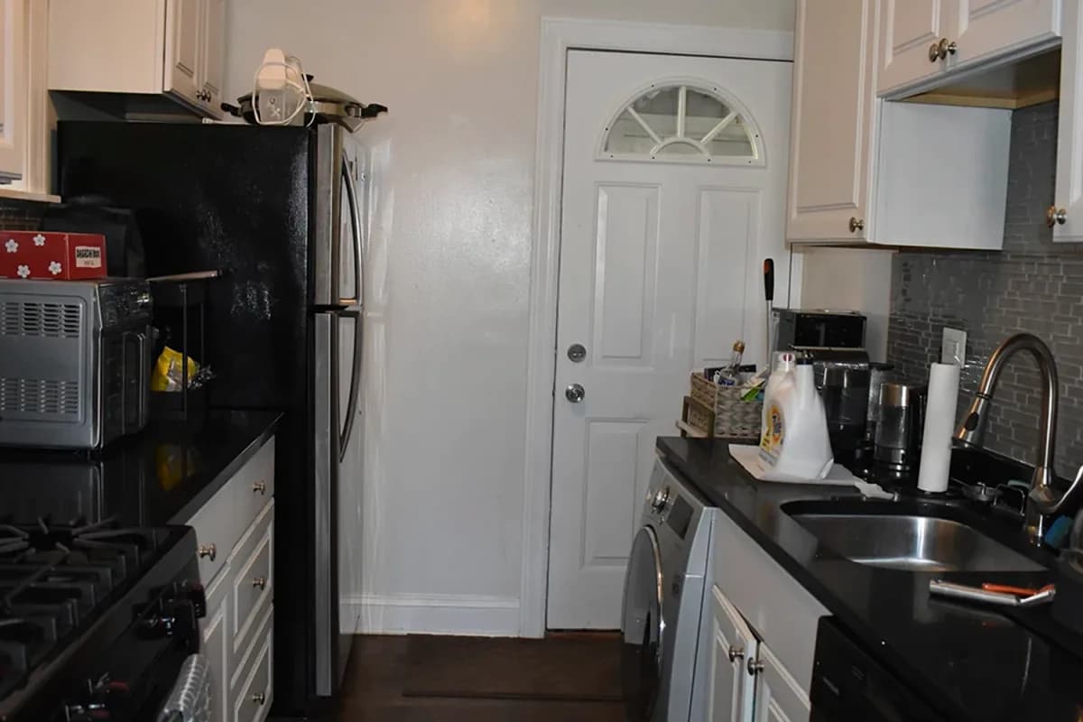 3839-45 N. Greenview Ave, Apt 1w — photo 1