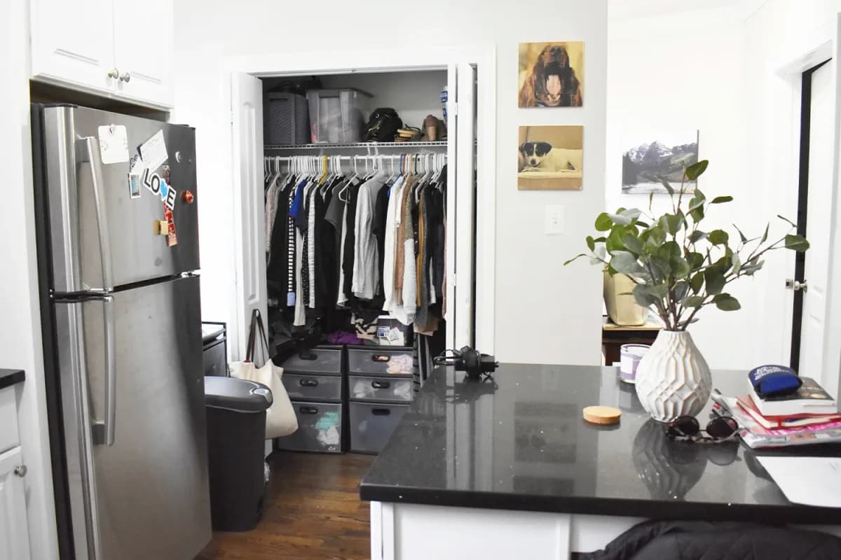 3839-45 N. Greenview Ave, Apt 2e — photo 3