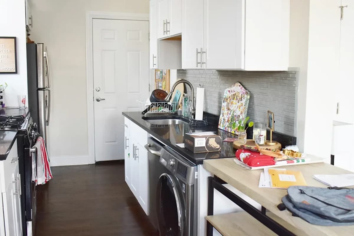 3839-45 N. Greenview Ave, Apt 2w — photo 1