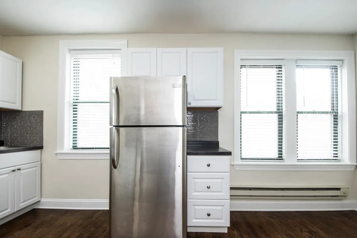 3839-45 N. Greenview Ave, Apt 3s — photo 5