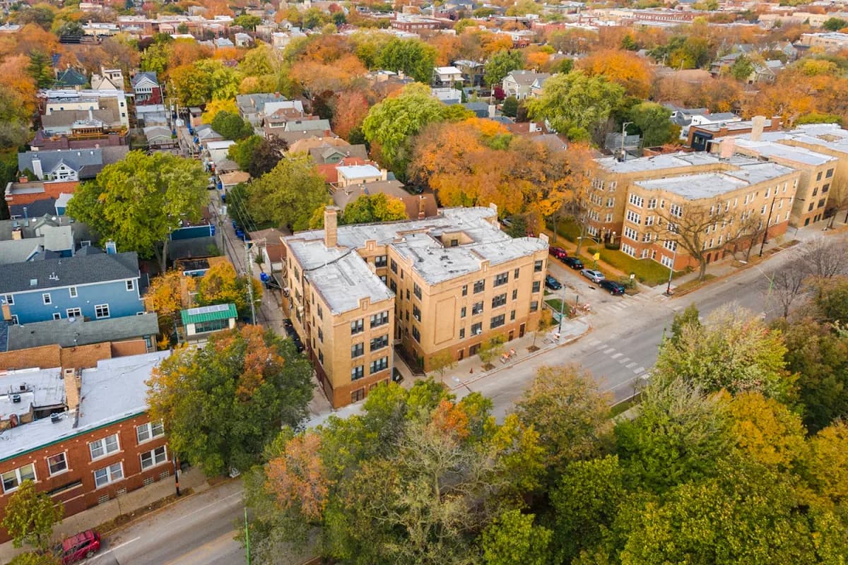 4216-26 N. Clark St apartment building