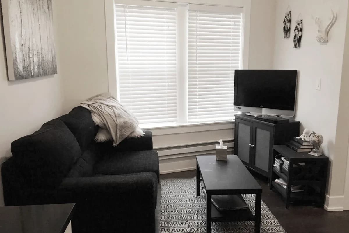 4216-26 N. Clark St, Apt 1 — photo 3