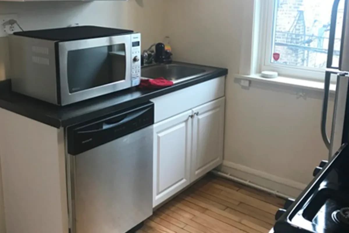 4216-26 N. Clark St, Apt 2 — photo 2