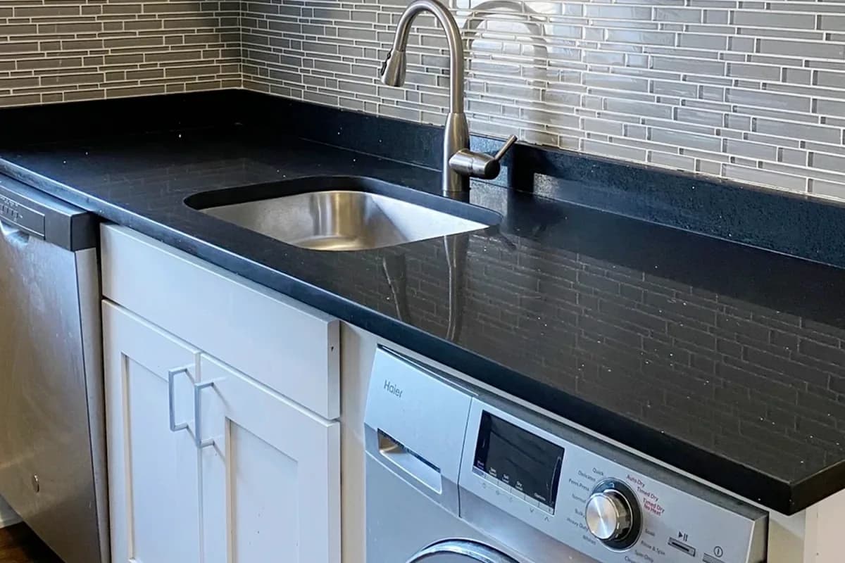 4218 N. Clark St, Apt 2 — photo 1