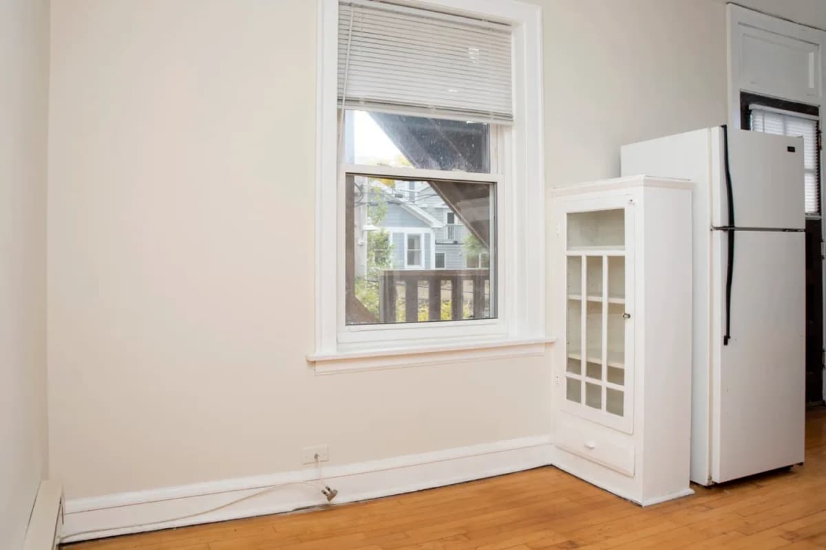 4220 N. Clark St, Apt 1 — photo 5
