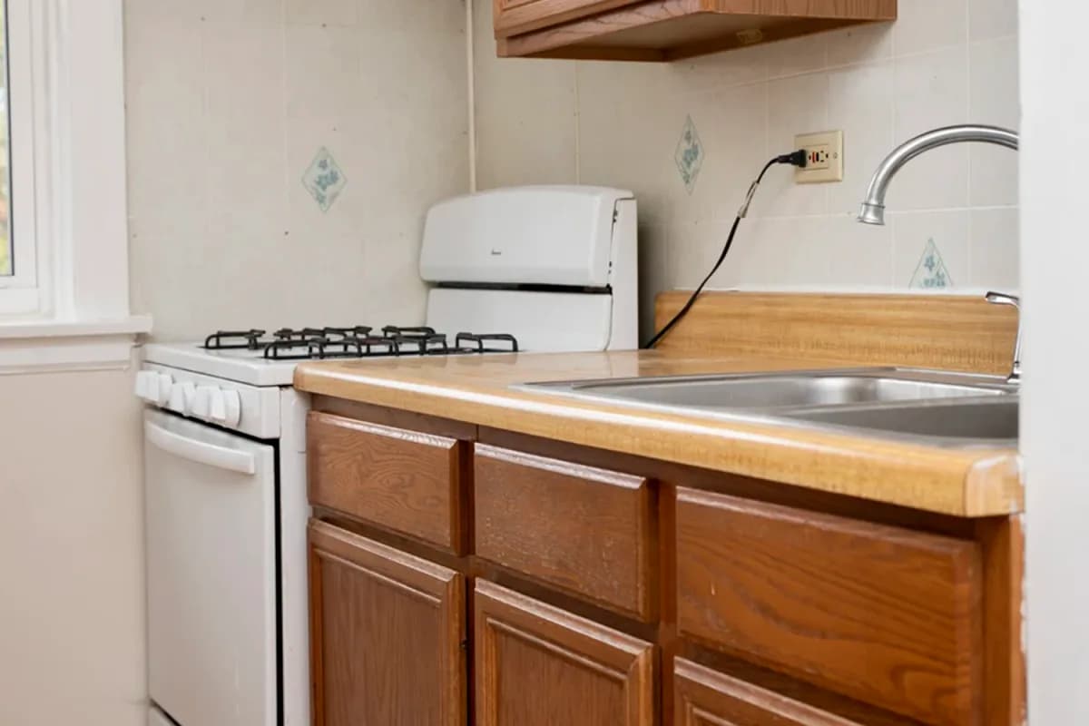 4220 N. Clark St, Apt 2 — photo 1