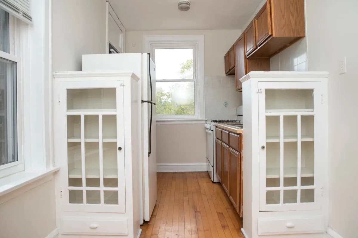 4220 N. Clark St, Apt 2 — photo 4