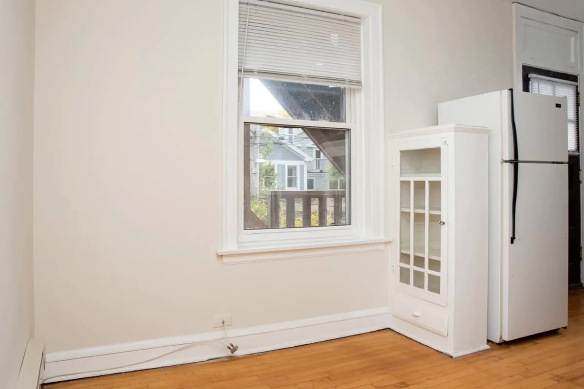 4220 N. Clark St, Apt 2 — photo 5