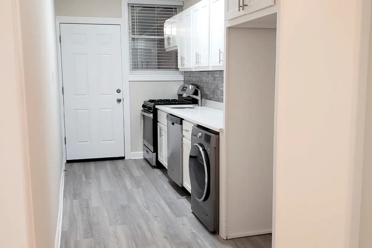 4222 N. Clark St, Apt 1 — photo 5