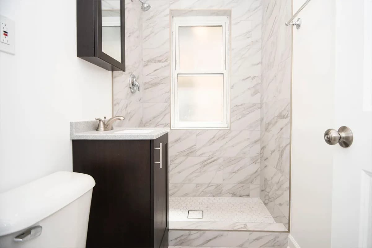 4224 N. Clark St, Apt 1 — photo 5