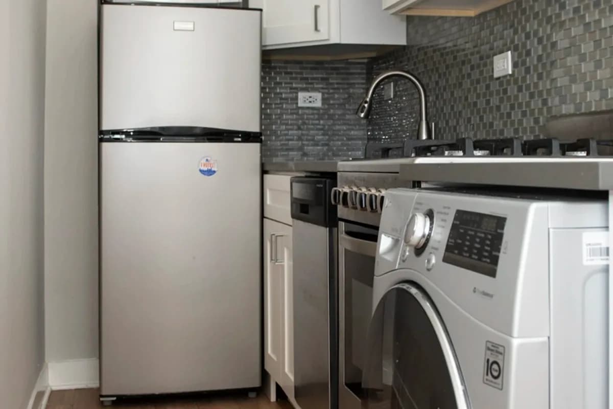 511 W. Belmont Ave, Apt 511-2 — photo 1