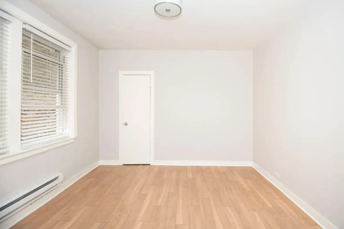 511 W. Belmont Ave, Apt 511-24 — photo 3