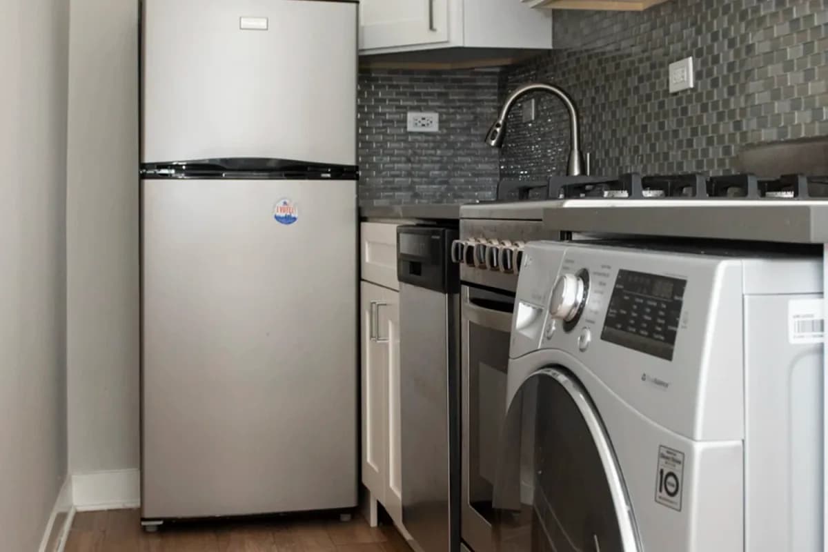 511 W. Belmont Ave, Apt 511-32 — photo 1