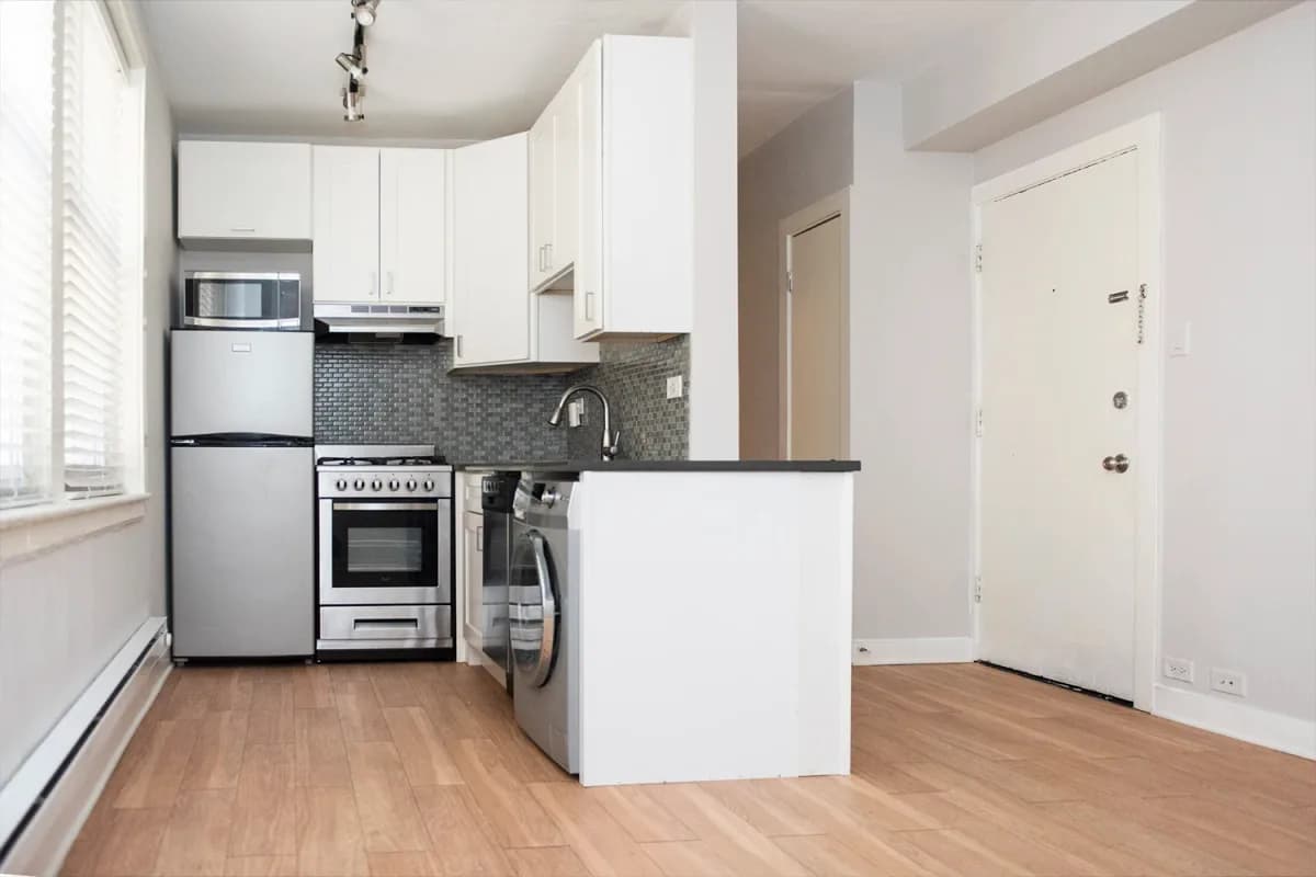 511 W. Belmont Ave, Apt 511-33 — photo 5