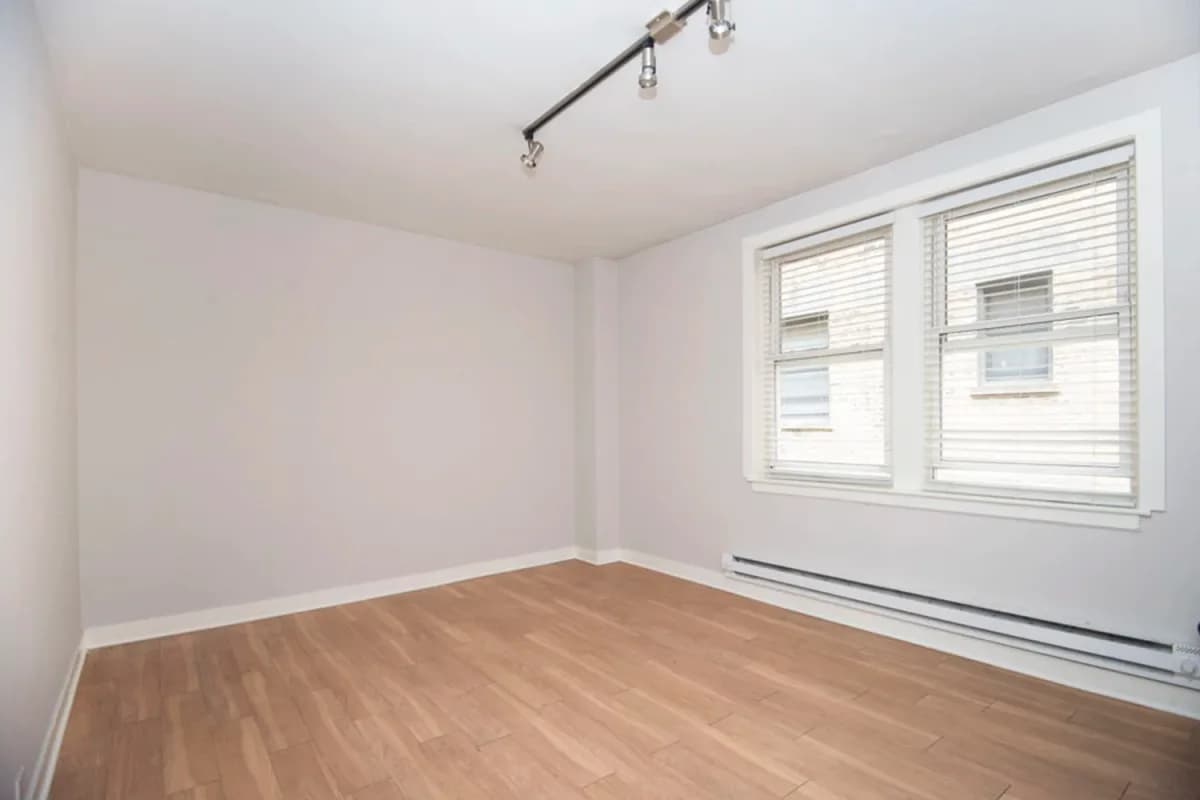 511 W. Belmont Ave, Apt 511-4 — photo 5