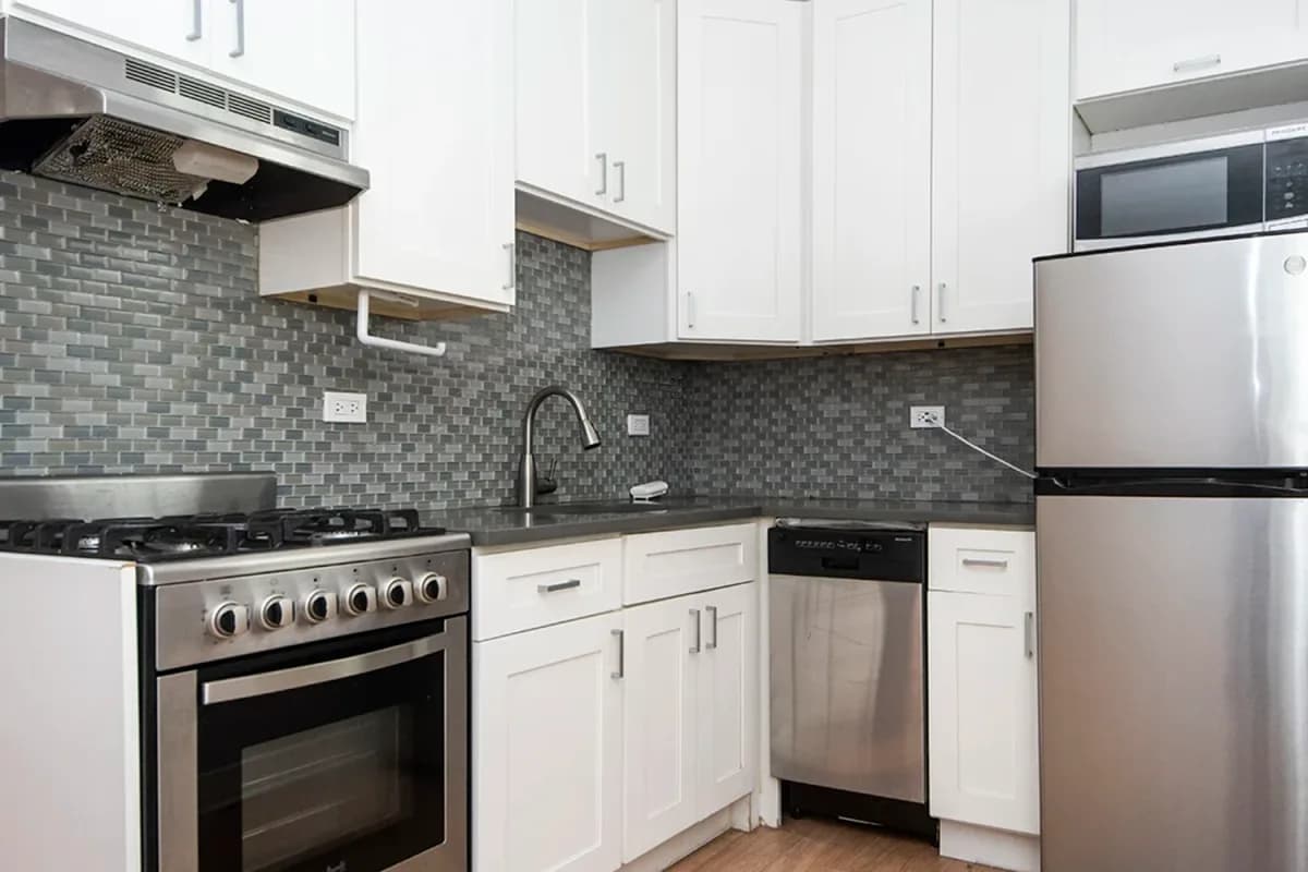 511 W. Belmont Ave, Apt 511-41 — photo 1