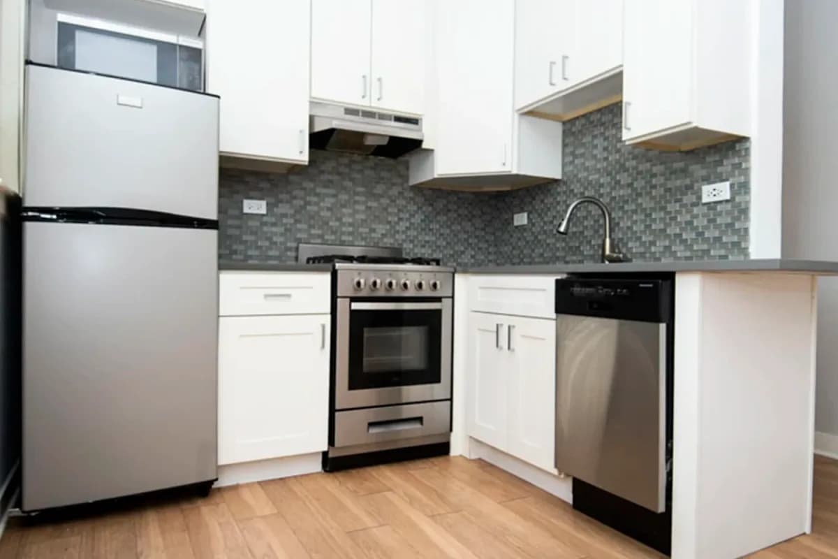 511 W. Belmont Ave, Apt 511-44 — photo 1