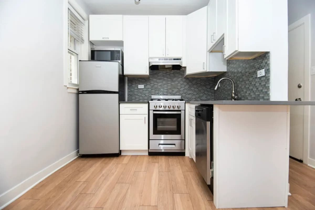 511 W. Belmont Ave, Apt 511-46 — photo 2