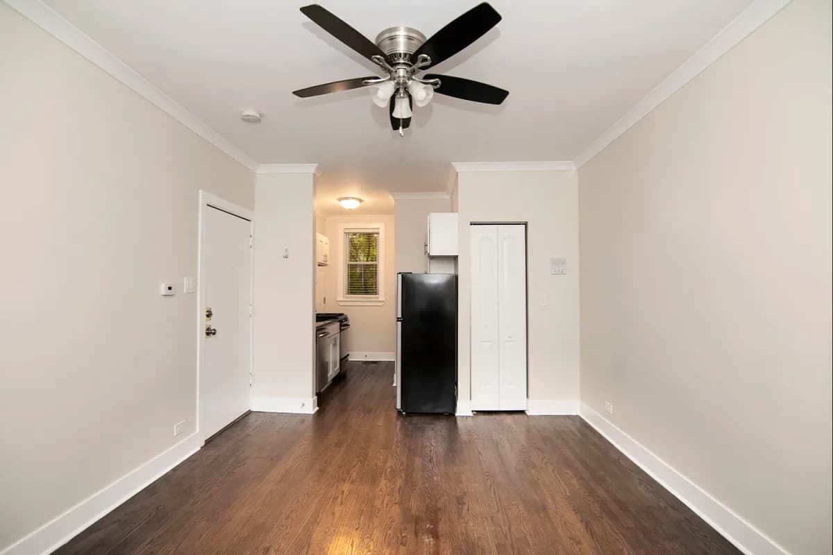 646-48 W. Roscoe St, Apt 2n — photo 5