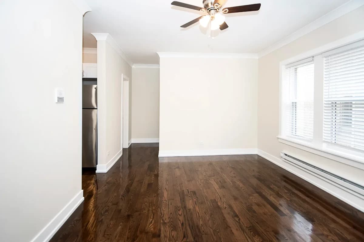 646-48 W. Roscoe St, Apt 648-3N — photo 5