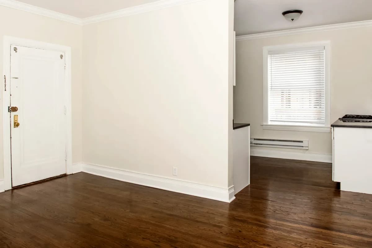 646-48 W. Roscoe St, Apt 3n — photo 4