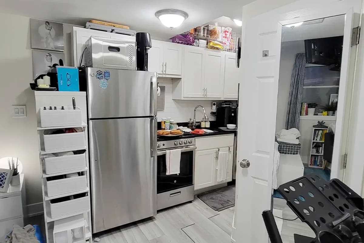 646-48 W. Roscoe St, Apt ng — photo 1