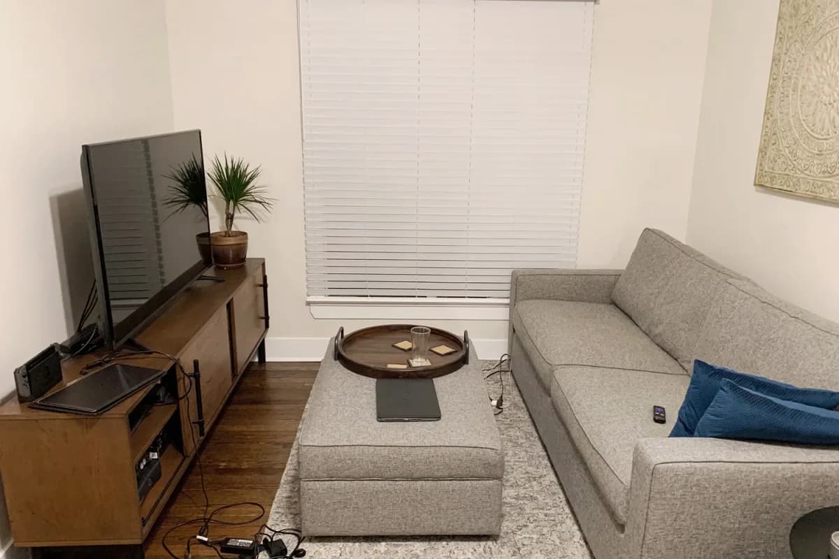 724-32 W. Roscoe St, Apt 1e — photo 3