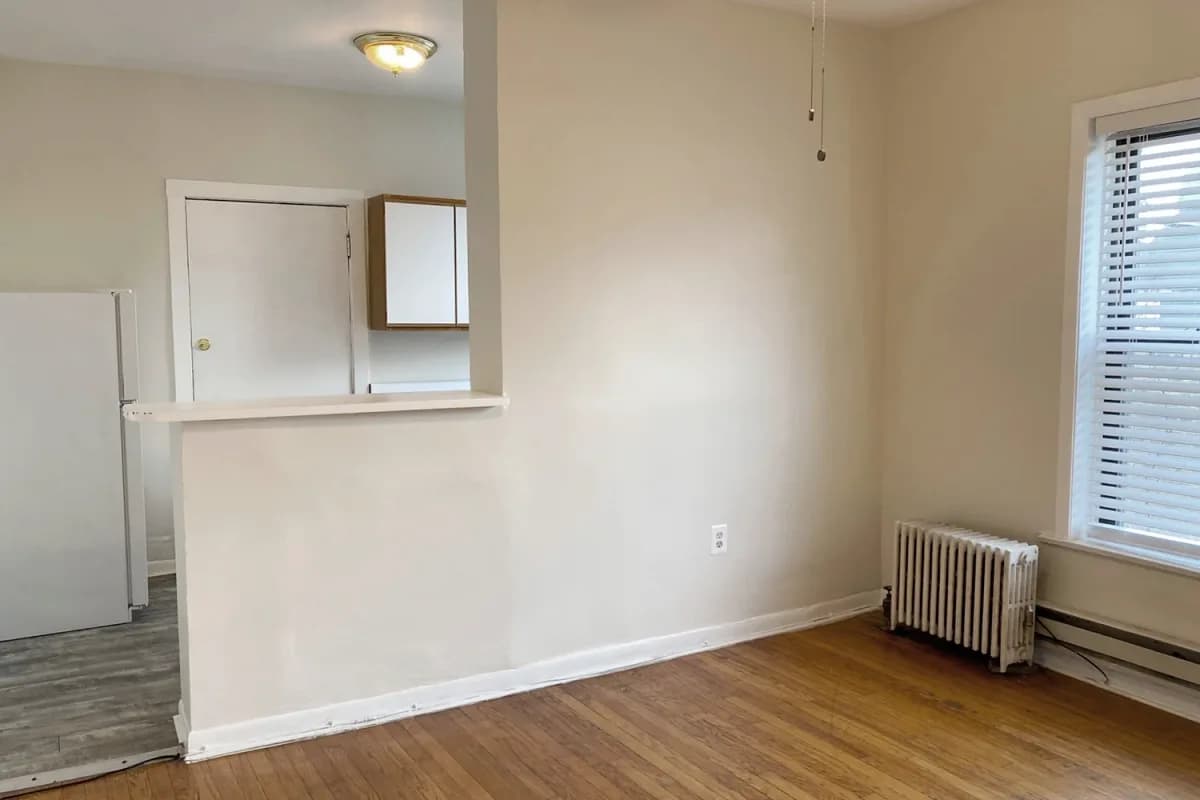 724-32 W. Roscoe St, Apt 2w — photo 3