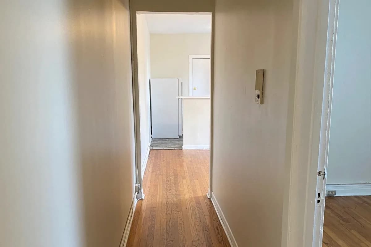 724-32 W. Roscoe St, Apt 2w — photo 5