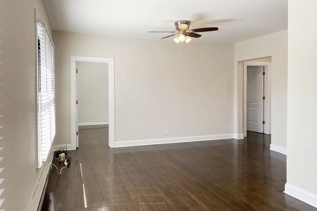 Apt 724-3S — photo 5
