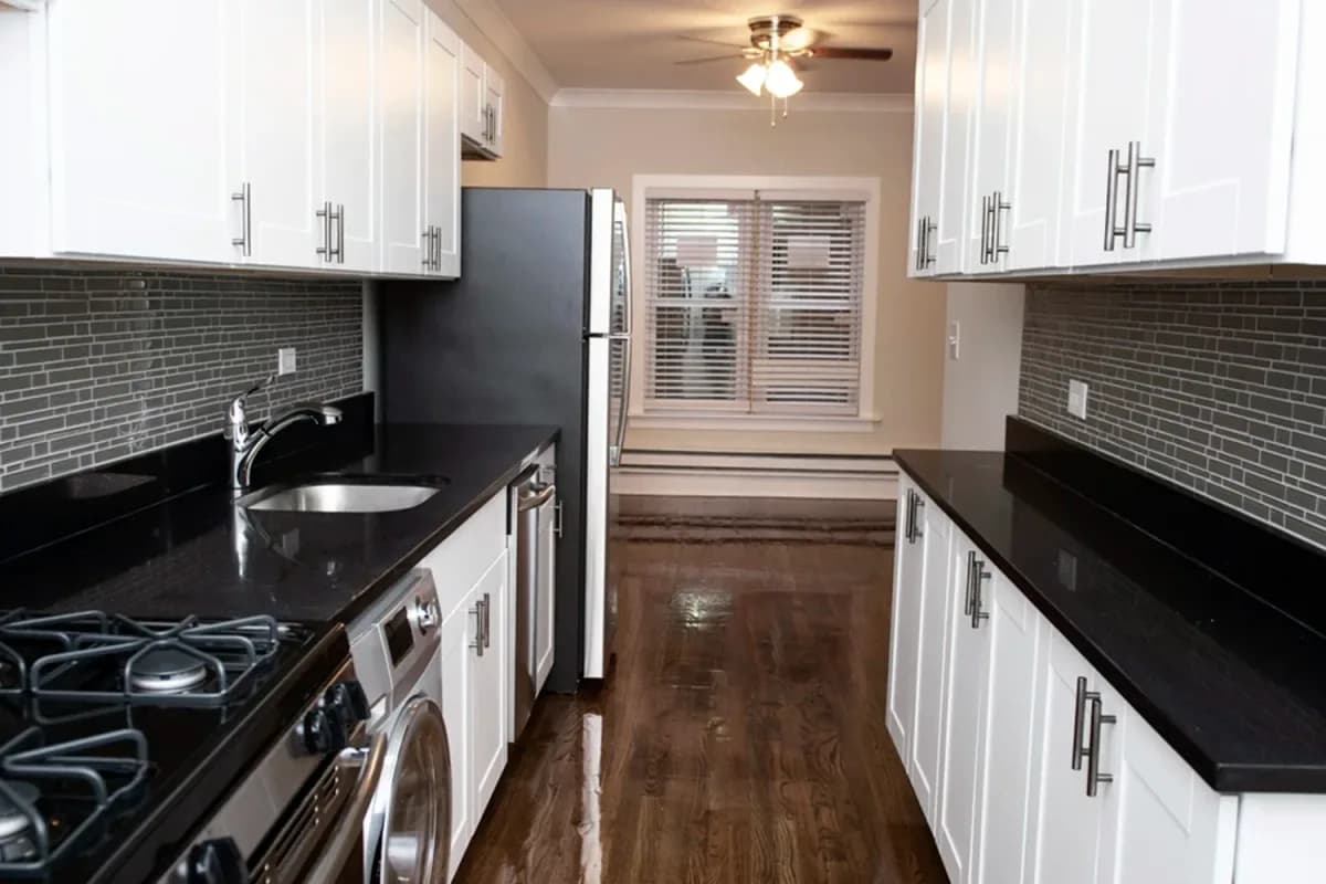 724-32 W. Roscoe St, Apt 726-1S — photo 1