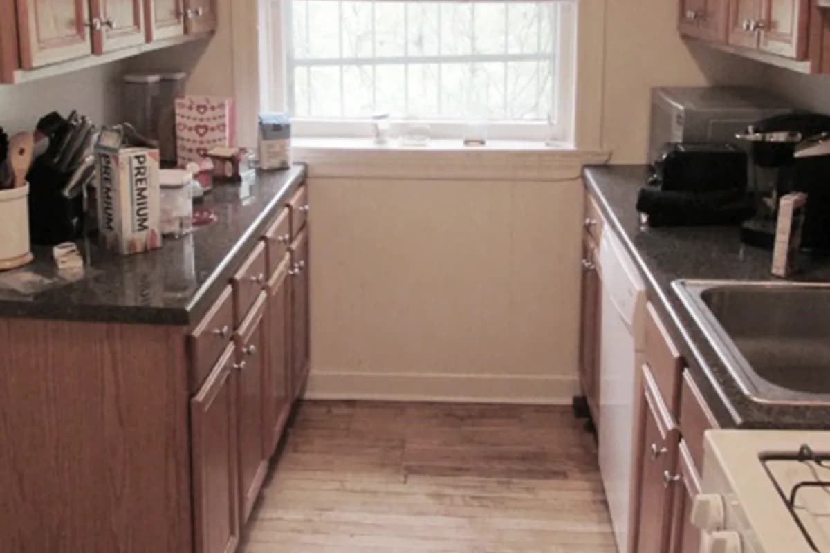 724-32 W. Roscoe St, Apt 3w — photo 2