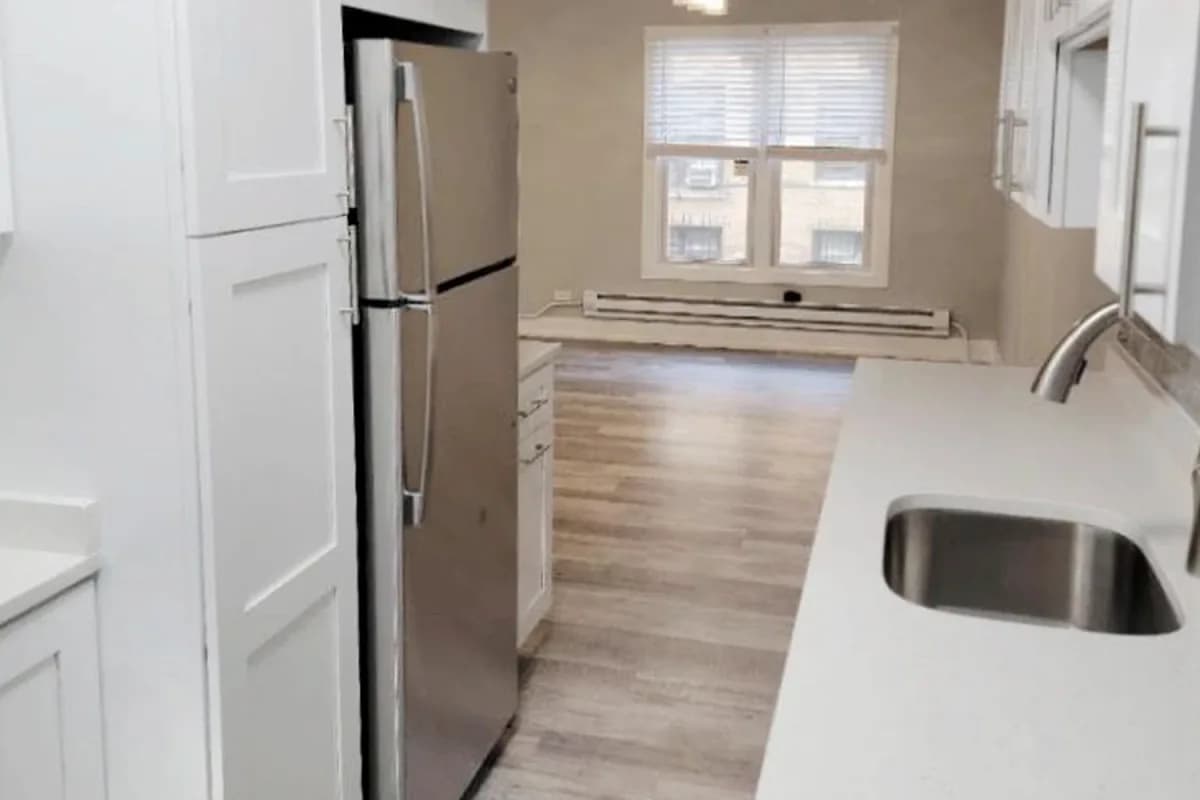 730 W. Roscoe St, Apt 1S — photo 4