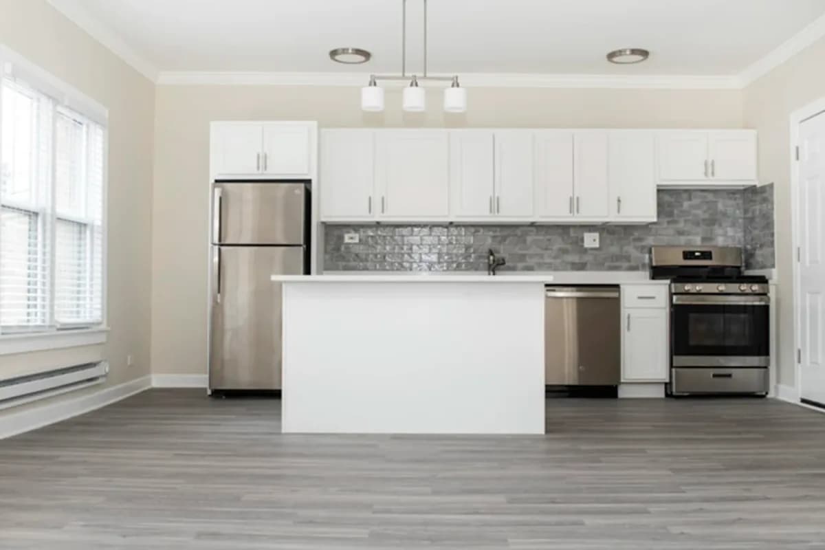 Apt 732-2S