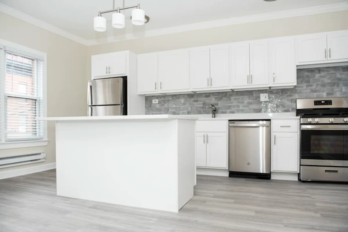 Apt 732-2S
