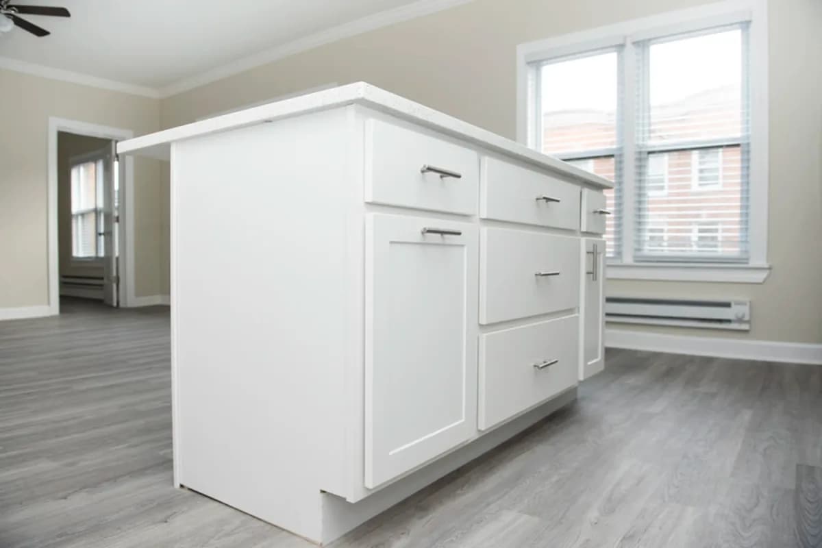 Apt 732-2S