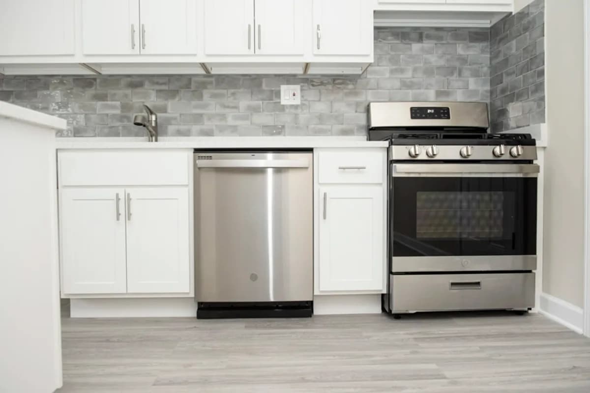 Apt 732-2S