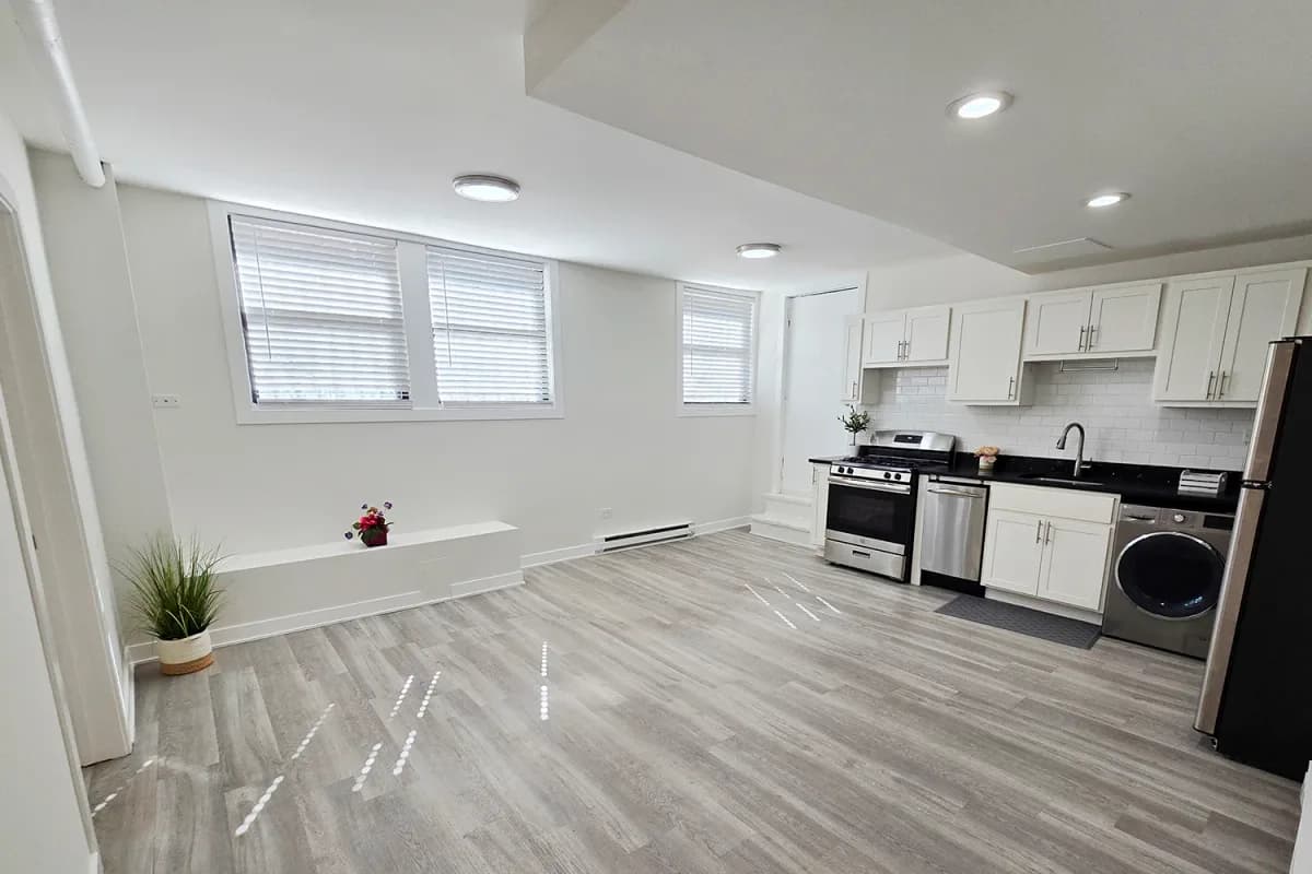 724-32 W. Roscoe St, Apt sga — photo 3