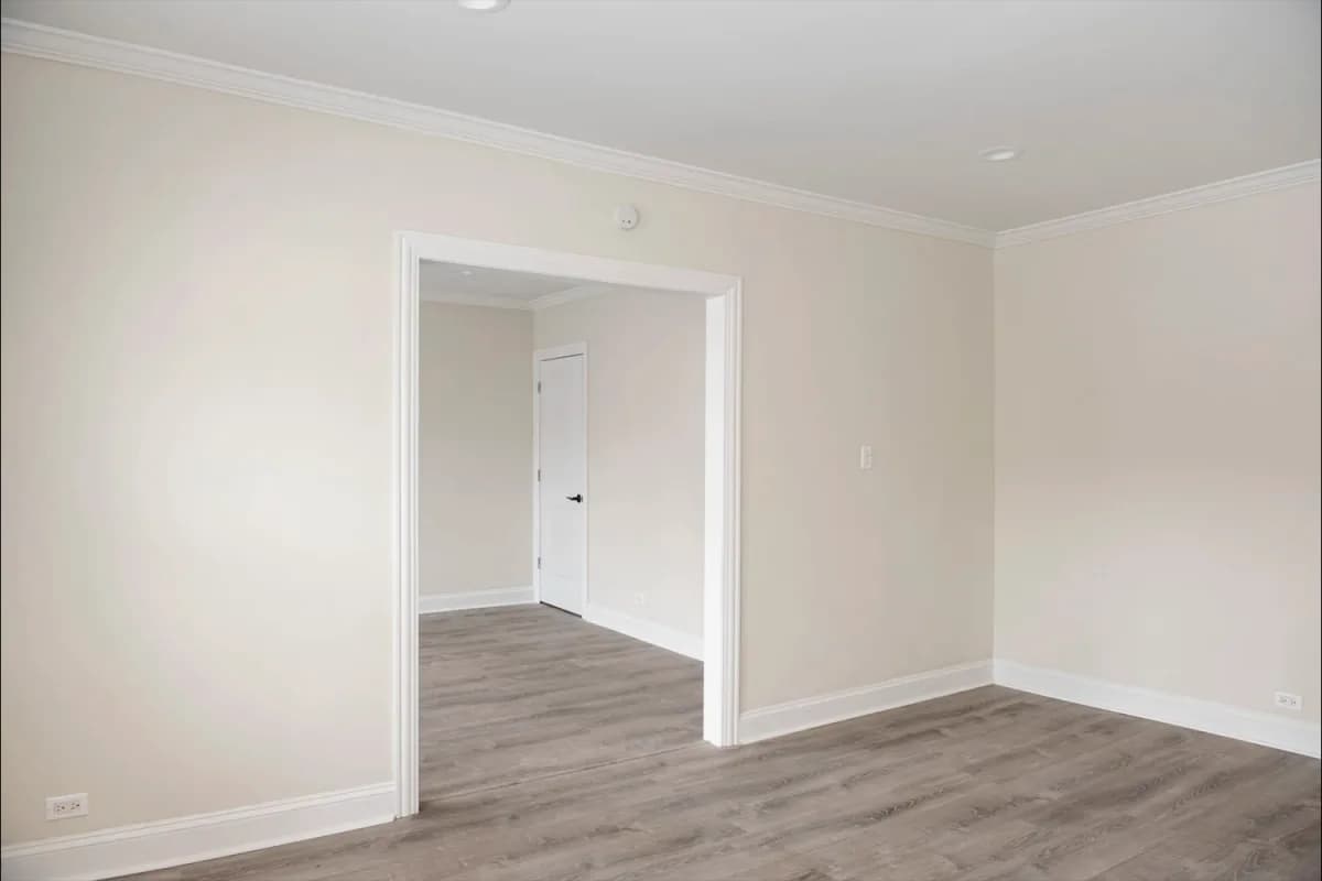 731-35 Elm St, Apt 201 — photo 5