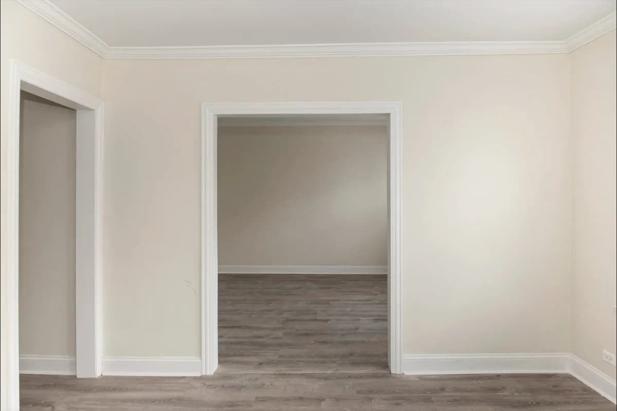731-35 Elm St, Apt 202 — photo 5