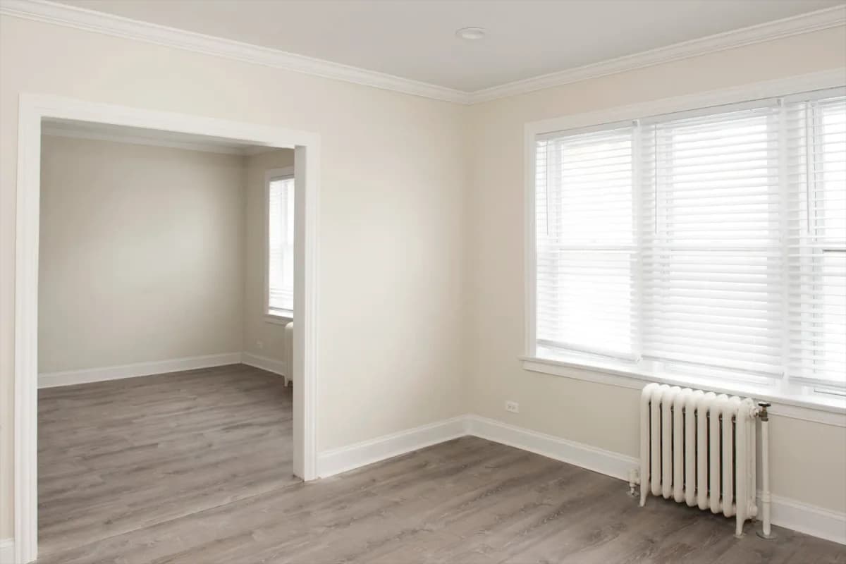 731-35 Elm St, Apt 204 — photo 4