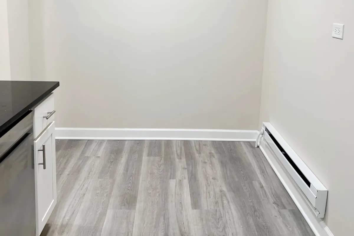 837-39 W. Cornelia Ave, Apt 1n — photo 4