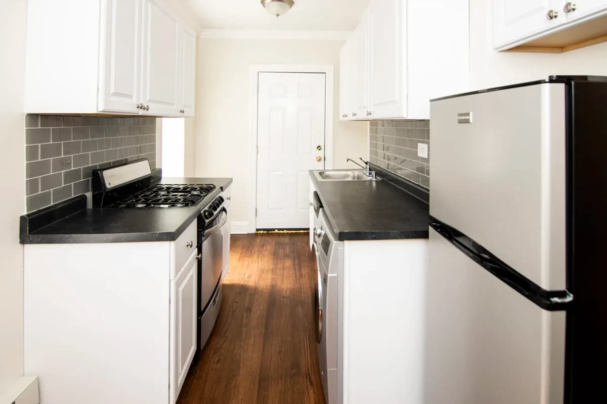 837-39 W. Cornelia Ave, Apt 1s — photo 5